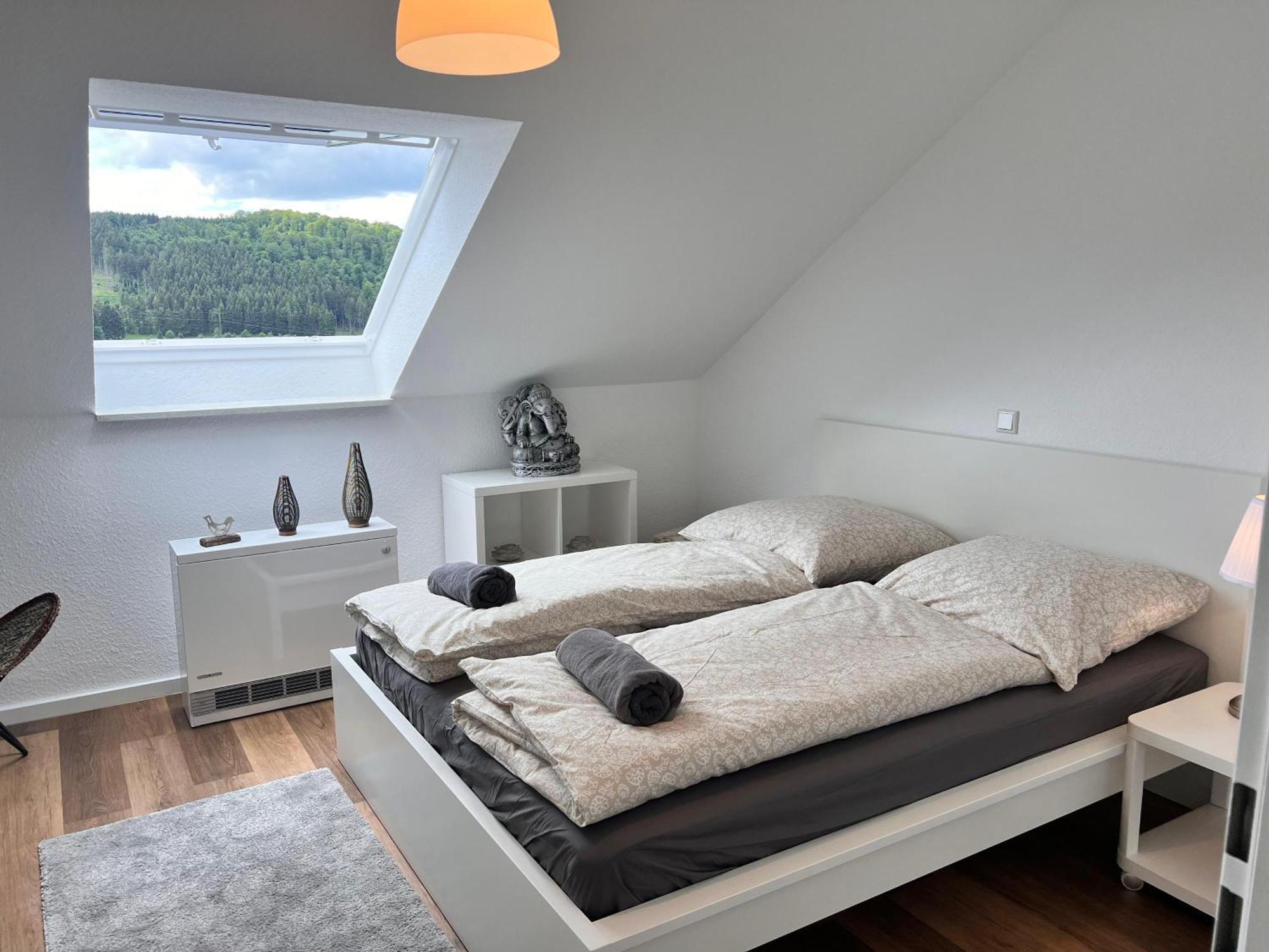Gemuetliche 3-Zimmer-Wohnung Mit Panoramablick Und Kostenlosem Ueberdachten Parkplatz Winterberg Exteriér fotografie